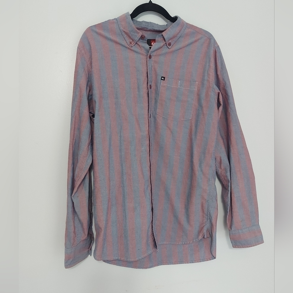 QUICKSILVER medium button down stress shirt